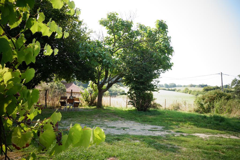 Domaine De Romefort Saint-Léonard-de-Noblat الغرفة الصورة